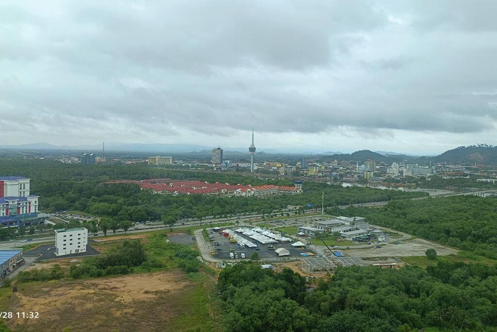 Love De Sea 4Pax 850Sf 2R2B Imperium Residence Kuantan Exterior photo